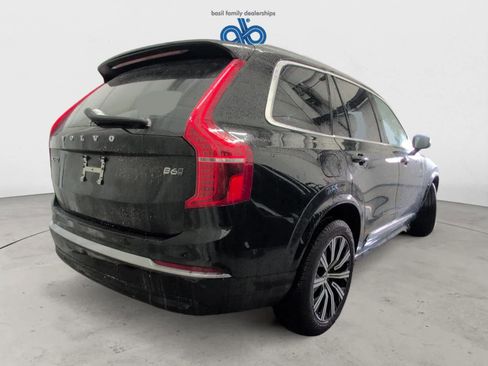 Used 2025 Volvo XC90 B6 Plus image 6