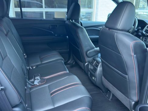 Used 2022 Honda Passport TrailSport image 11