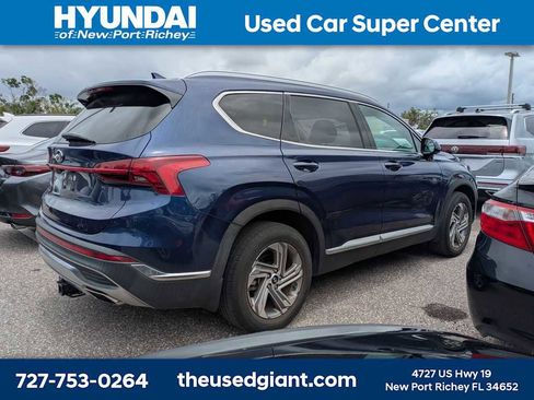 Certified 2022 Hyundai Santa Fe SEL FWD image 2