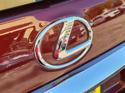 Used 2019 Lexus GX 460 image 31