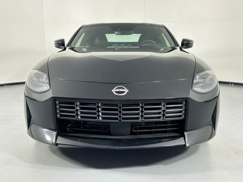 Used 2025 Nissan Z Performance w/ Floor Mat Package image 2