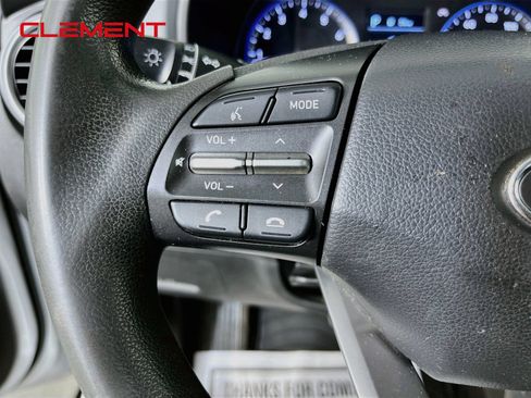Used 2021 Hyundai Kona SE FWD image 14