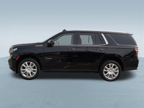 Used 2021 Chevrolet Tahoe High Country w/ Premium Package AWD/4WD image 4