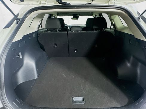 Used 2025 Kia Sportage LX FWD image 28