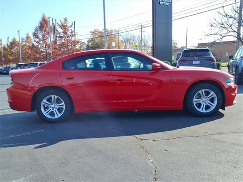 Used 2022 Dodge Charger SXT image 23