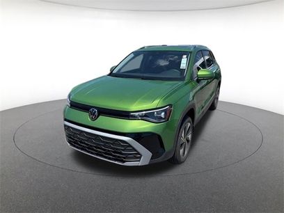 New 2025 Volkswagen Taos SE