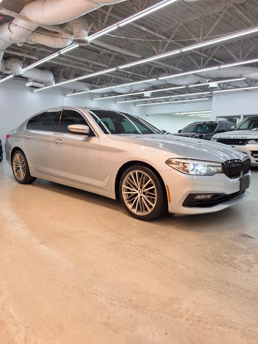 Used 2018 BMW 530i RWD image 15