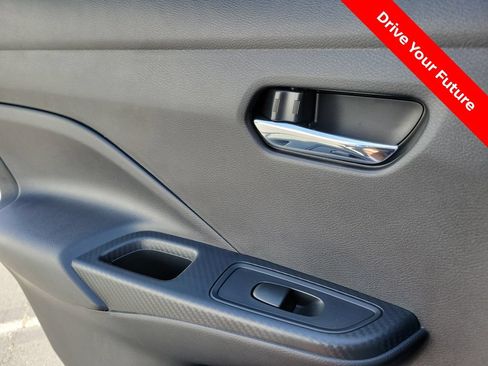 Used 2025 Nissan Versa SV w/ Trunk Package FWD image 21