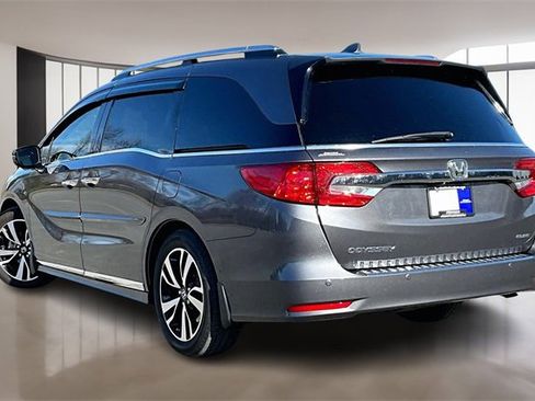 Used 2018 Honda Odyssey Elite image 4