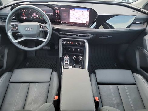 Certified 2025 Audi Q5 Premium Plus w/ Premium Plus AWD/4WD image 14