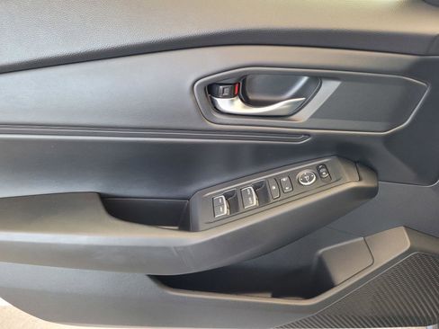 Used 2023 Honda Accord EX image 24