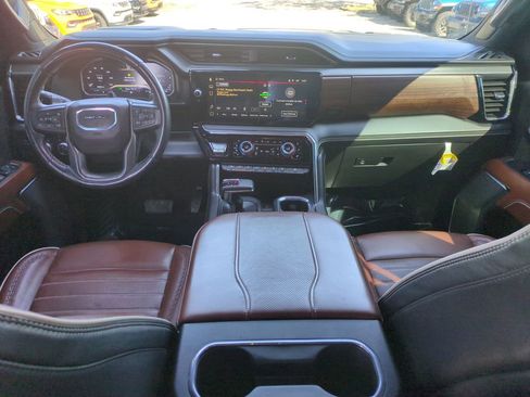Used 2024 GMC Sierra 1500 Denali Ultimate image 16