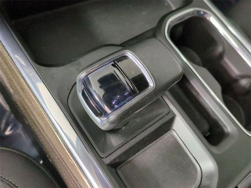 Used 2023 Chevrolet Silverado 1500 RST w/ Convenience Package II image 16