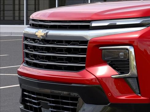 New 2026 Chevrolet Traverse High Country w/ LPO, Floor Liner Package FWD image 13