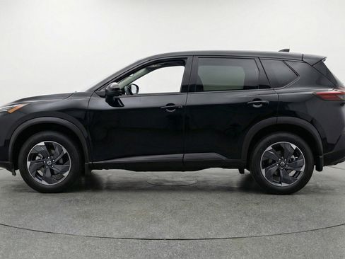 Used 2025 Nissan Rogue SV FWD image 5