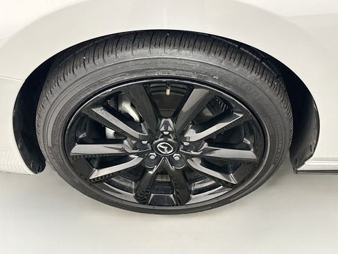 Used 2024 MAZDA MAZDA3 s image 11