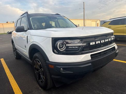 Used 2021 Ford Bronco Sport Outer Banks AWD/4WD image 2