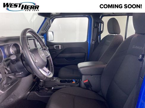 Used 2022 Jeep Wrangler Unlimited Sahara image 12