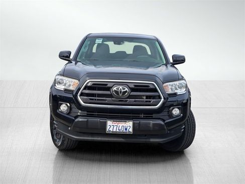 Used 2019 Toyota Tacoma SR5 image 2