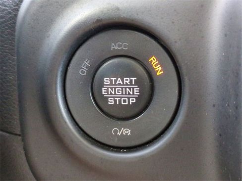 Used 2021 Jeep Wrangler Unlimited Sahara image 26