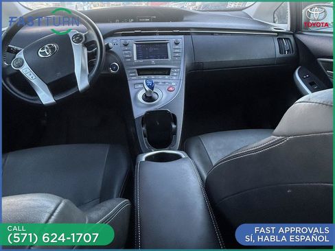 Used 2014 Toyota Prius Four FWD image 21
