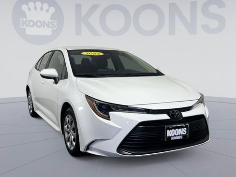 Used 2023 Toyota Corolla LE image 10