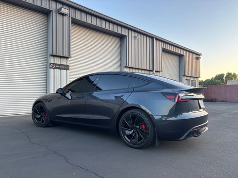 Used 2025 Tesla Model 3 Performance AWD/4WD image 9