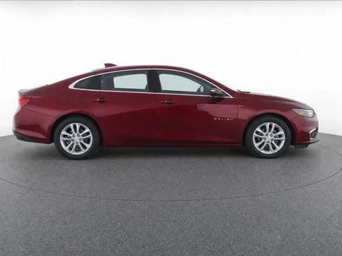 Used 2016 Chevrolet Malibu LT w/ Driver Confidence Package FWD image 11
