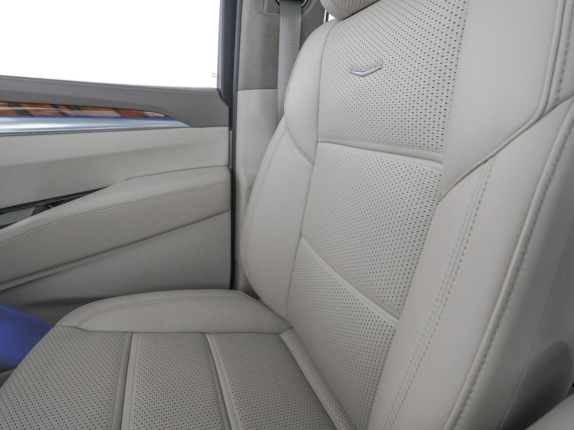 Used 2025 Cadillac Escalade ESV Sport Platinum AWD/4WD image 30