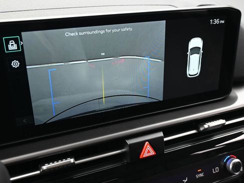 Used 2026 Kia Sportage EX w/ EX Panorama Roof Package image 37