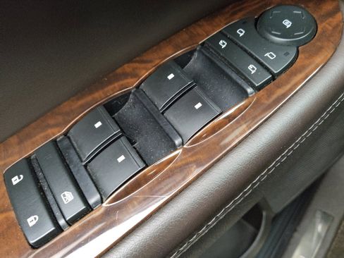 Used 2015 Buick Enclave Premium FWD image 27