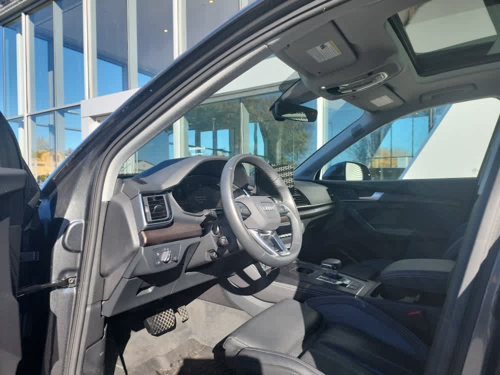 Used 2024 Audi Q5 2.0T Premium Plus w/ Premium Plus Package AWD/4WD image 6
