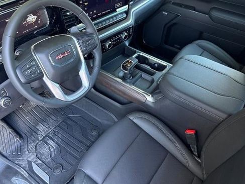 New 2026 GMC Sierra 1500 SLT w/ SLT Premium Plus Package AWD/4WD image 9