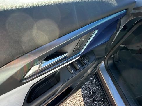 New 2026 Chevrolet Equinox EV LT image 12