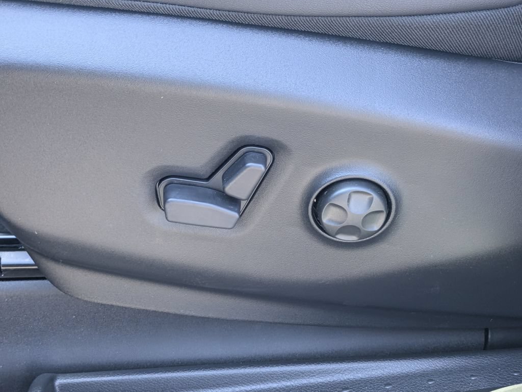 New 2026 Chrysler Pacifica Select w/ S Appearance Package FWD image 22