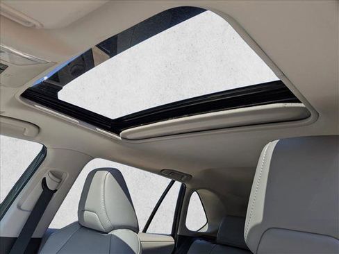 Used 2025 Toyota RAV4 XLE Premium w/ Weather Package FWD image 9