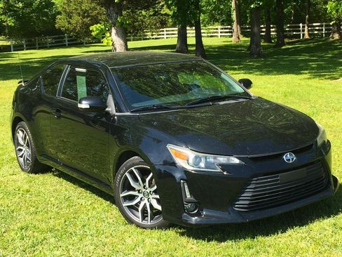 Used 2016 Scion tC FWD image 7