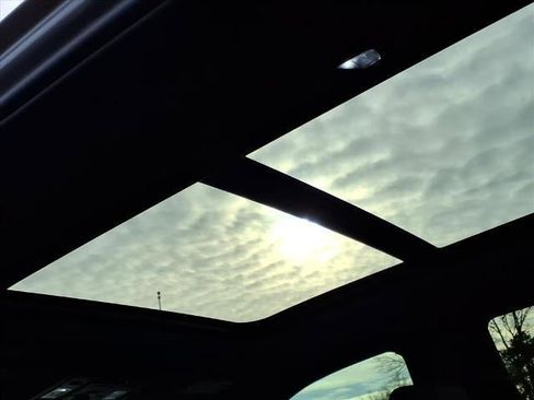 Certified 2024 GMC Yukon Denali image 25