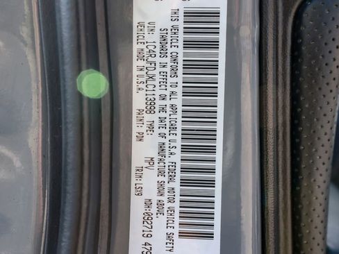 Used 2020 Jeep Grand Cherokee SRT AWD/4WD image 32