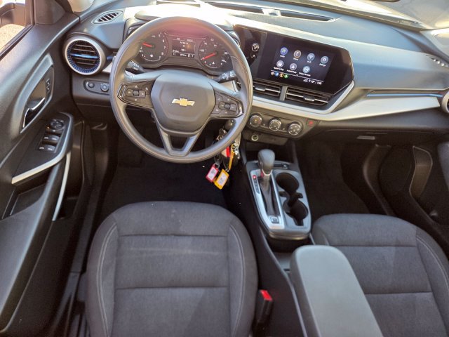 Certified 2024 Chevrolet Trax LS w/ LS Convenience Package FWD image 10