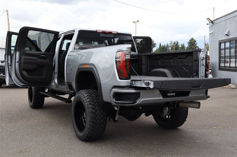 Used 2025 GMC Sierra 3500 AT4 w/ AT4 Premium Plus Package AWD/4WD image 39