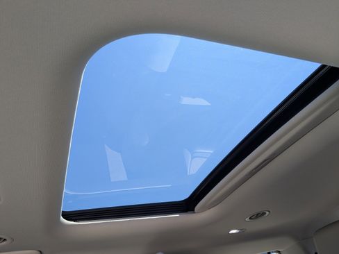 New 2026 Kia Carnival SX FWD image 19