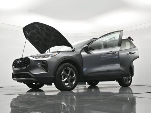 Certified 2025 Ford Escape ST-Line AWD/4WD image 48