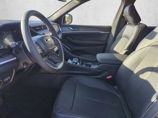 New 2026 Jeep Grand Cherokee L Limited AWD/4WD video 3