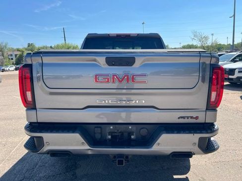 Used 2021 GMC Sierra 1500 AT4 w/ AT4 Value Package AWD/4WD image 4