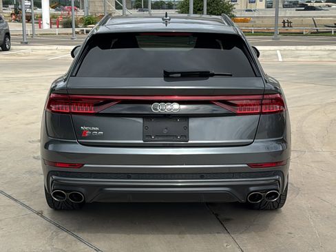 Used 2022 Audi SQ8 Prestige AWD/4WD image 6