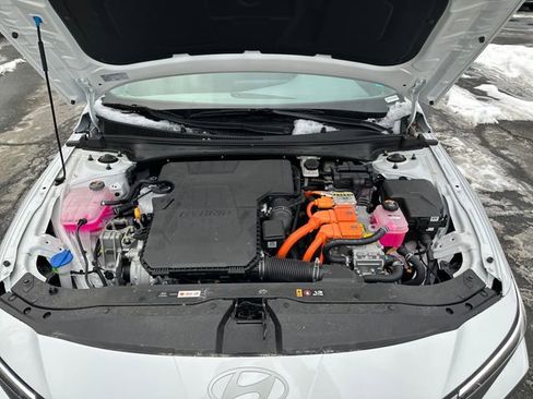 Certified 2025 Hyundai Elantra Blue image 23