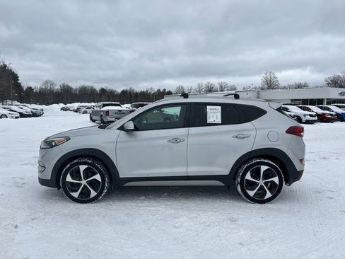 Used 2017 Hyundai Tucson Limited w/ Cargo Package image 6