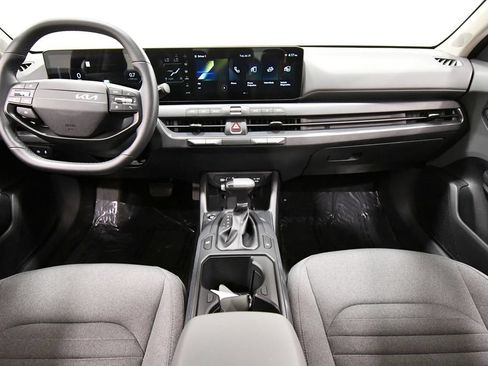 Certified 2025 Kia K4 EX FWD image 3