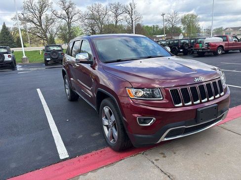 Used 2016 Jeep Grand Cherokee Limited AWD/4WD image 4